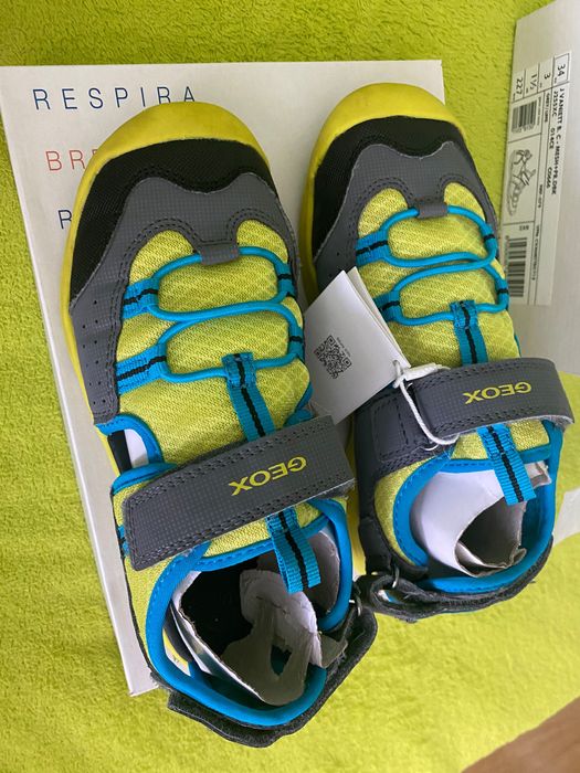 Детски сандали Geox