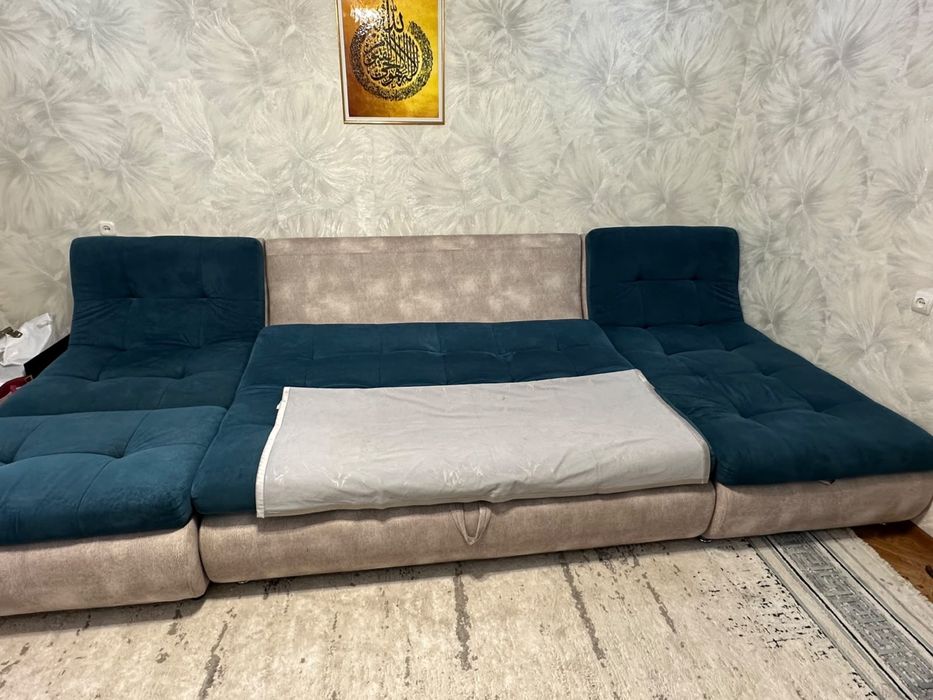 Диван продается в хорошем состоянии
