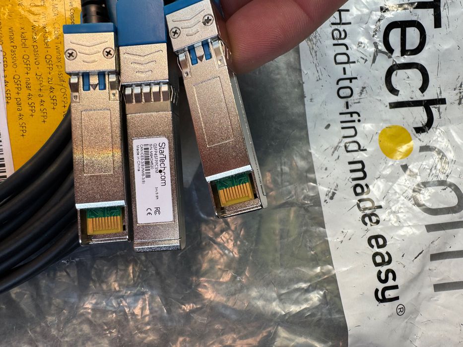 Мрежов Кабел 40G QSFP to 4x10G 3m