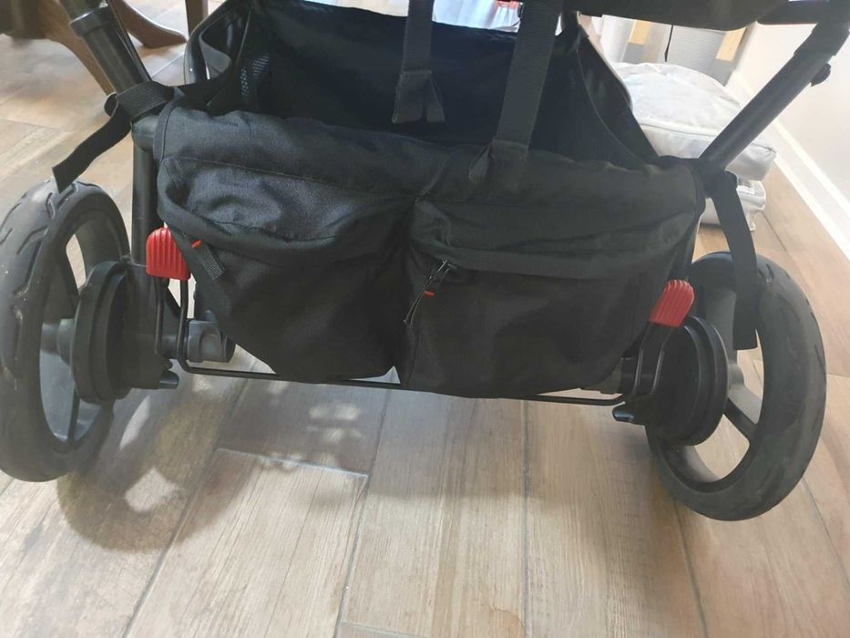 Mountain Buggy Duet V3 Luxury Collection количка за близнаци породени