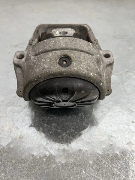 Suport motor Audi A4 B8 2010 cod 8K0199381