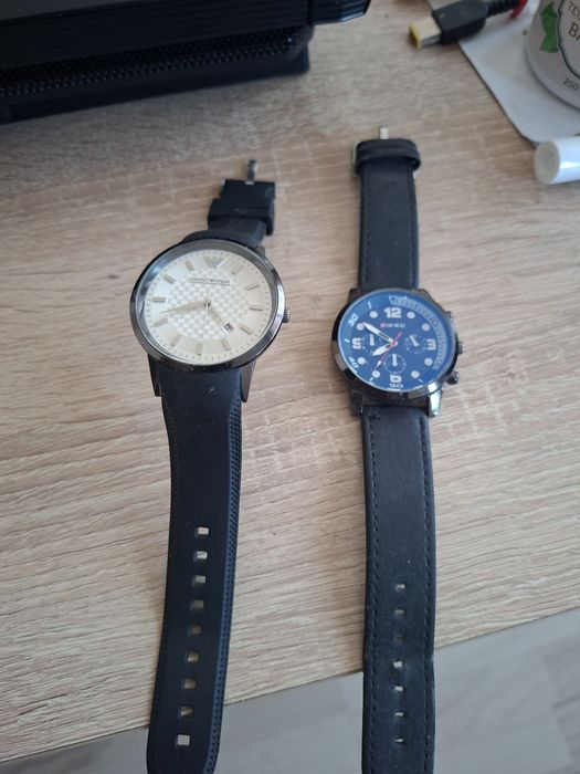 Ръчен часовник 2броя