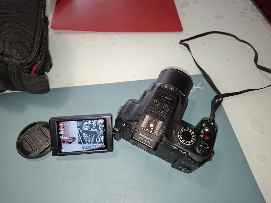 Radio Grundig cu 5 benzi și ap.foto Panasonic Lumix