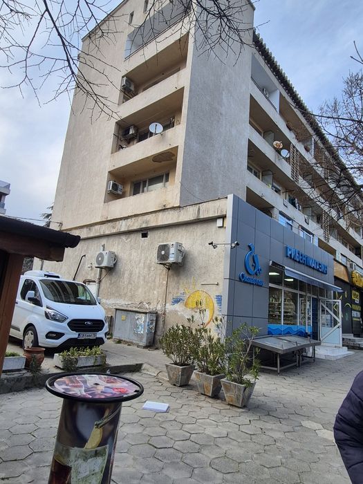 Апартамент за продажба