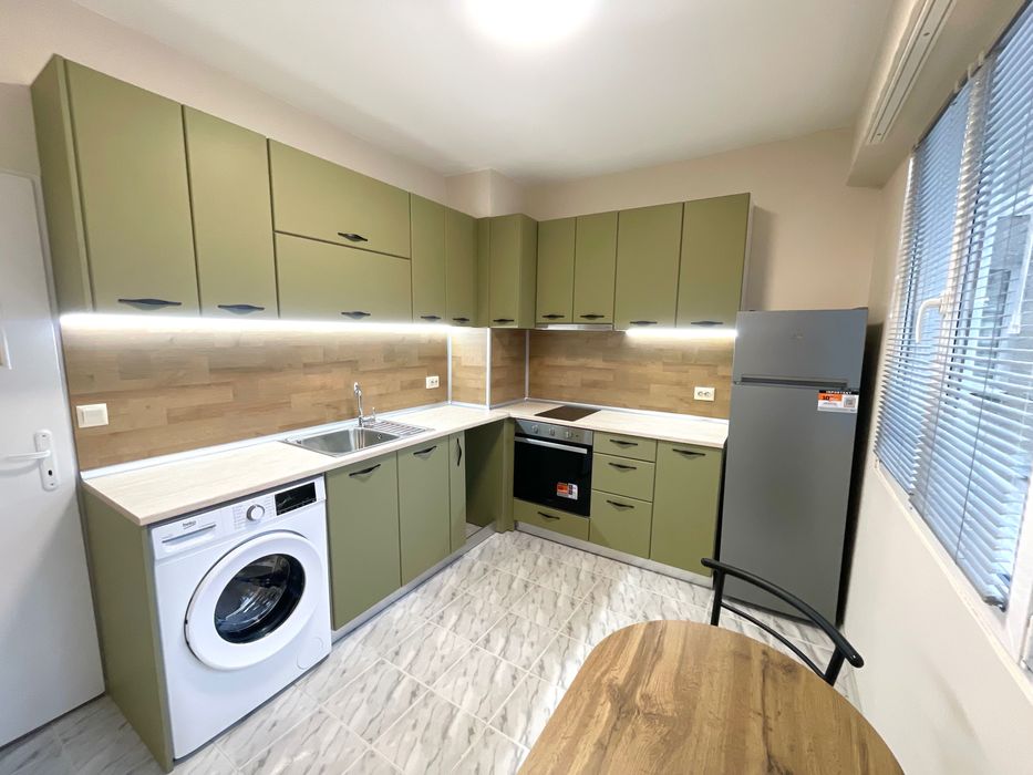 Дава се под наем Тристаен апартамент в Ловеч, Широк център - 80 кв.м за 398.82 € - Снимка #14