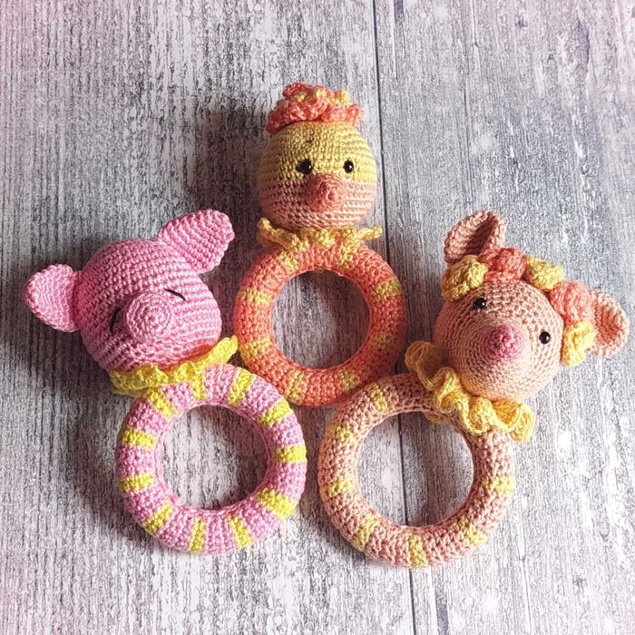 Вязаные погремушки