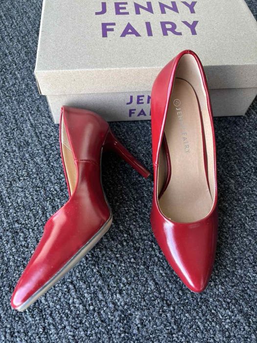 Страхотни елегантни червени обувки 9 см ток