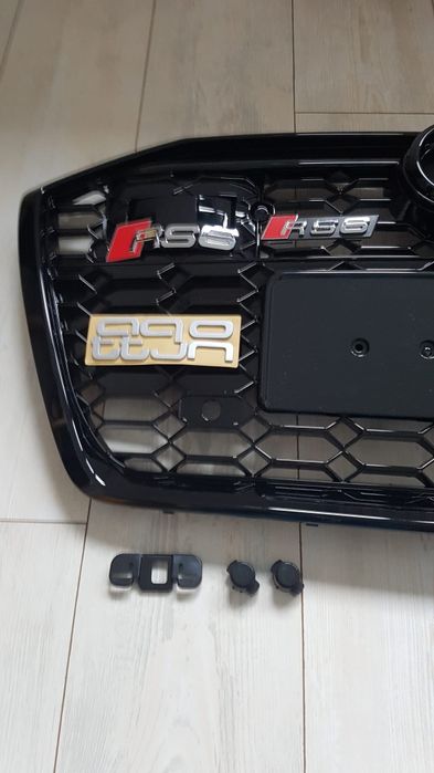 Grila-Fagure-RS6-Look-Audi-A6-C8-2018-2019-2020-2021-2022-2023-2024-Neagra-Lucios-Logo-Sigla-Camera-Frontala-RadarACC-Poze-Reale-Calitate-Premium-Noua