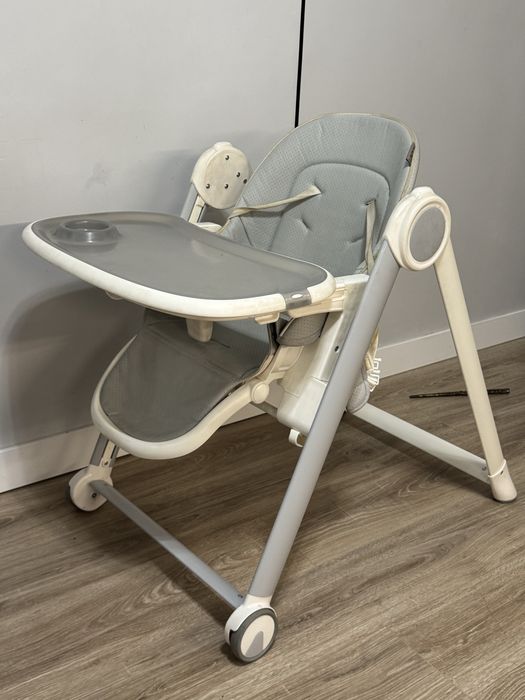 Отдам стульчик детский 3 в 1