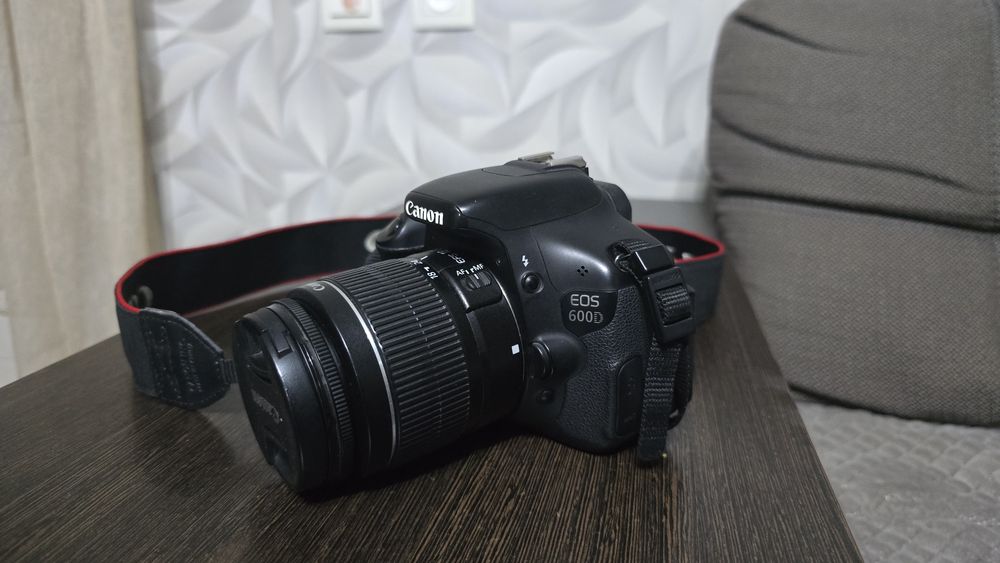 Фотоаппарат canon 600d