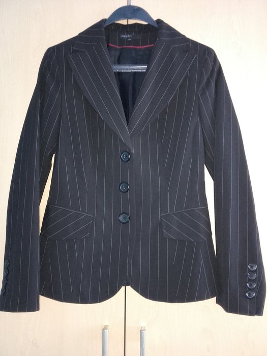 Красиви сака и блузи