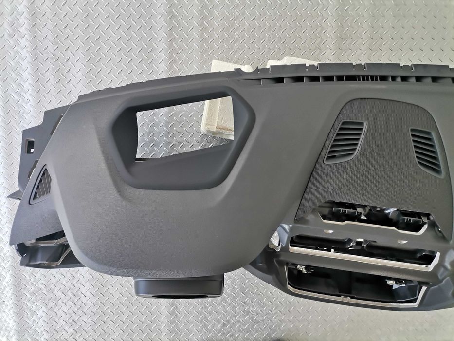 Ново Табло BMW 5 G30 G31 G38 Lci HUD Черно гума