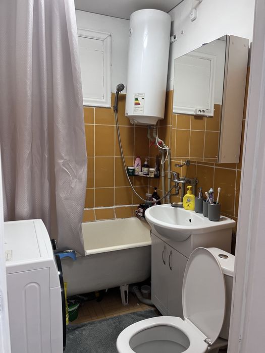 Продам 2 комнатную квартиру