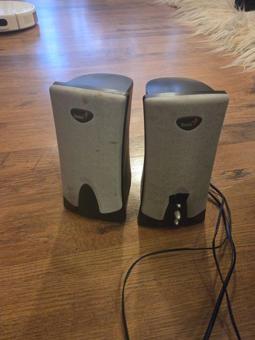 2 броя тонколони