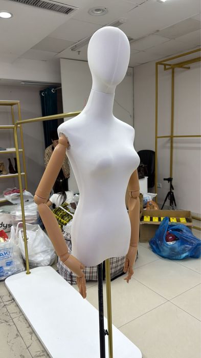 Продается оборудование для магазина