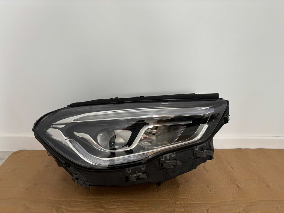 Far dreapta full led Mercedes GLA W247 dupa 2019 A2479066401