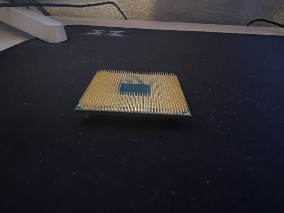 Procesor Ryzen 9 3900XT - DEFECT