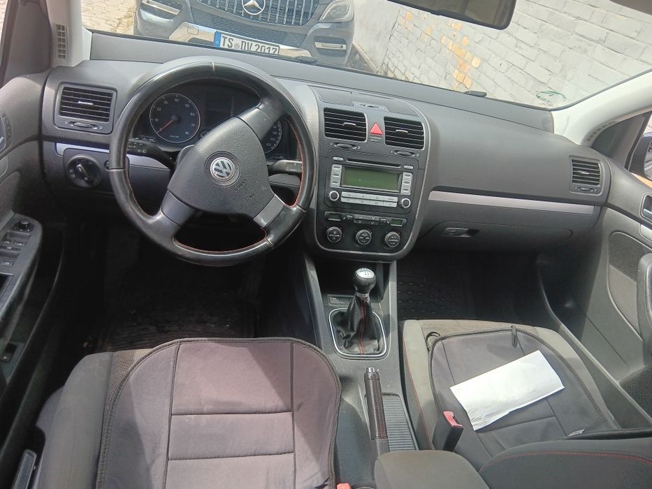 Golf 5  benzina 1,4