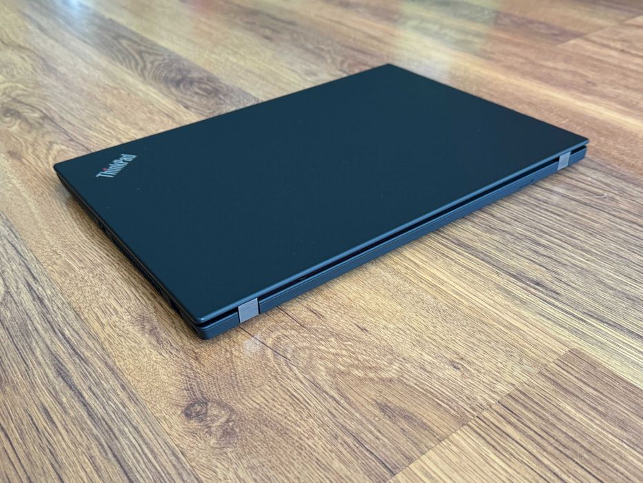 14' Touch Full HD Ryzen 5 PRO 5650u Lenovo ThinkPad P14s Gen 2 16GB DDR4/256GB NVMe/Radeon Pro 4GB