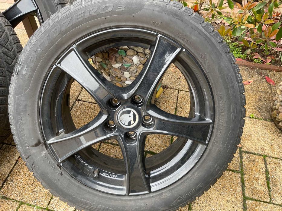 Roti Skoda Superb IIII cu jante din aliaj 17 inch