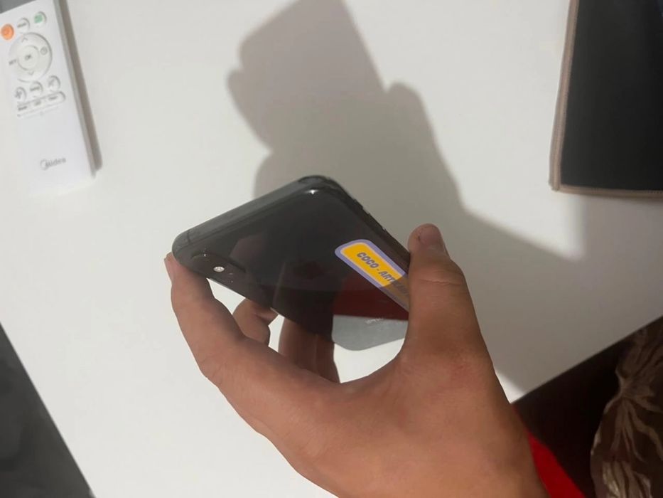 Iphone xs 64gb 77akb