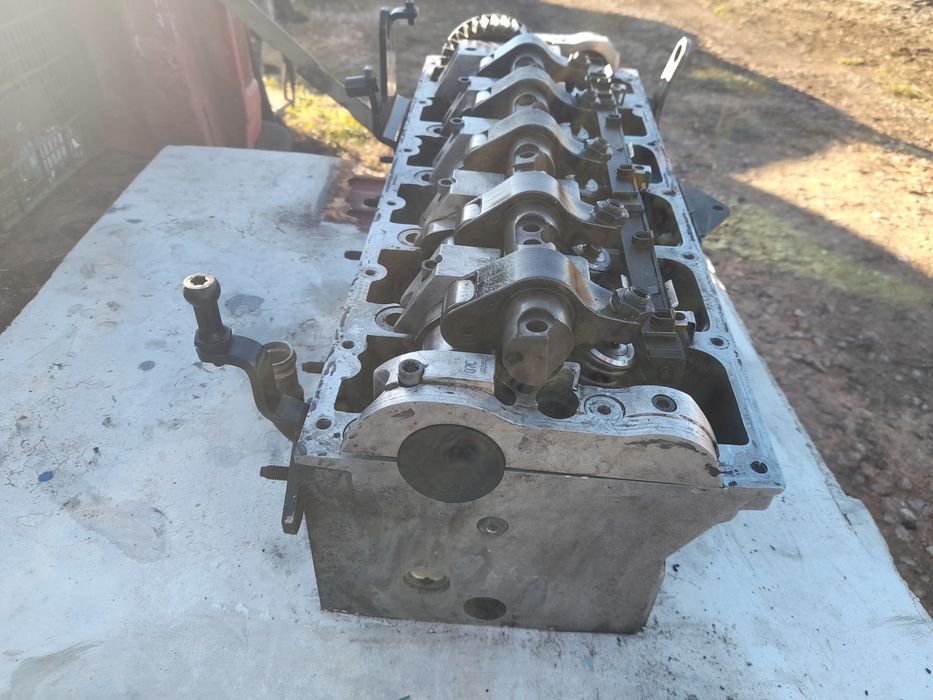 Оборудвана глава за VW TOUAREG 2,5tdi. R5.Transporter