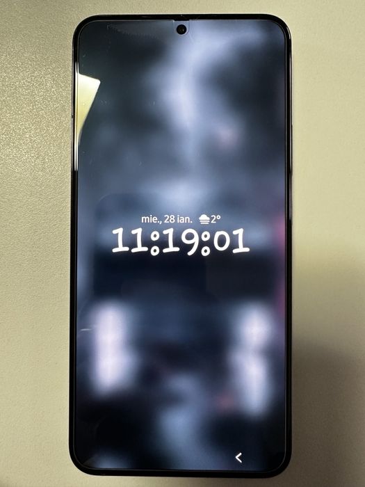 Samsung Galaxy S22+ 256GB Dual SIM Full box