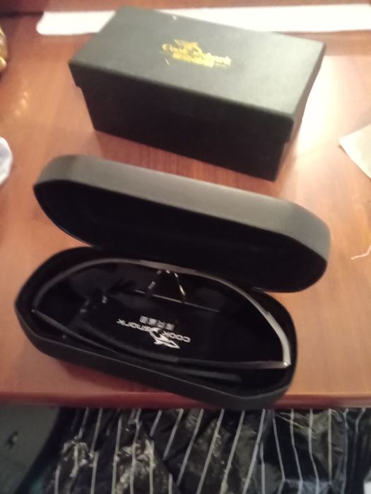 Продам очки. Очень крутые и качественные.