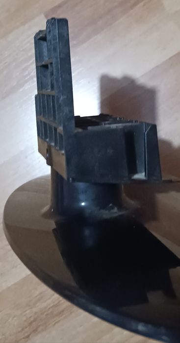 Стойка за TV SAMSUNG 32"