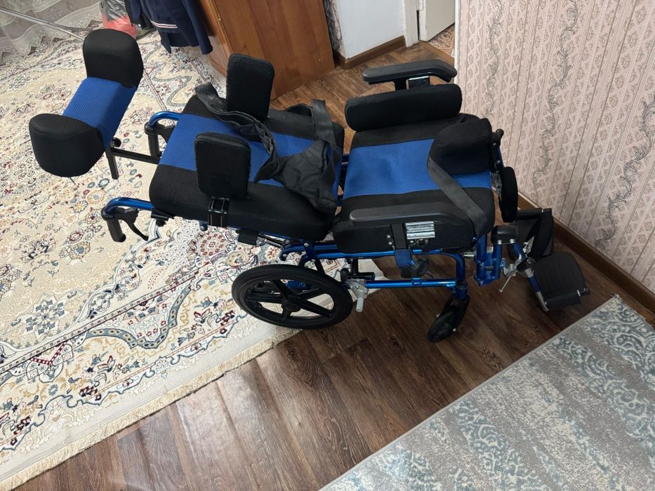 Инвалидная коляска