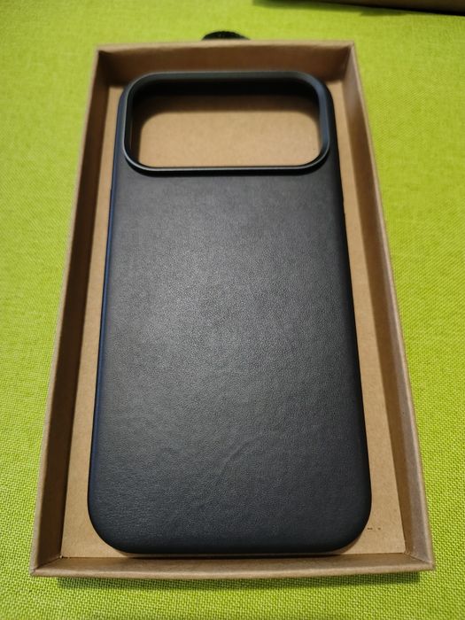 Кожен кейс  за iphone 17 pro max