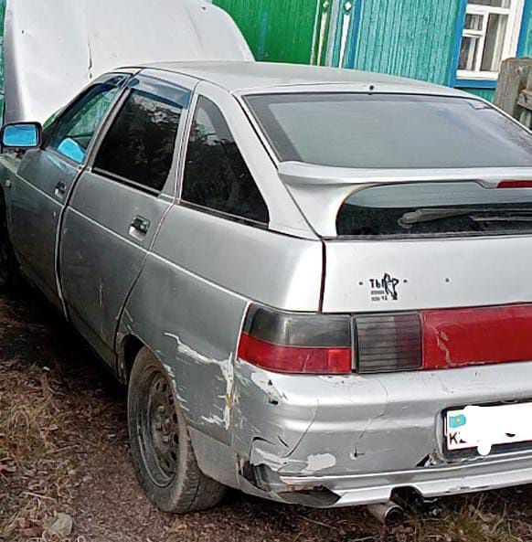 Продам ваз 2112 .