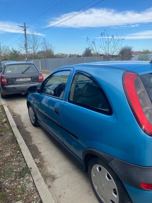 Vând Opel CORSA 2002
