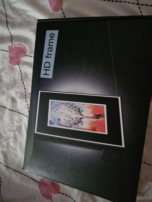 Продавам картина с камера