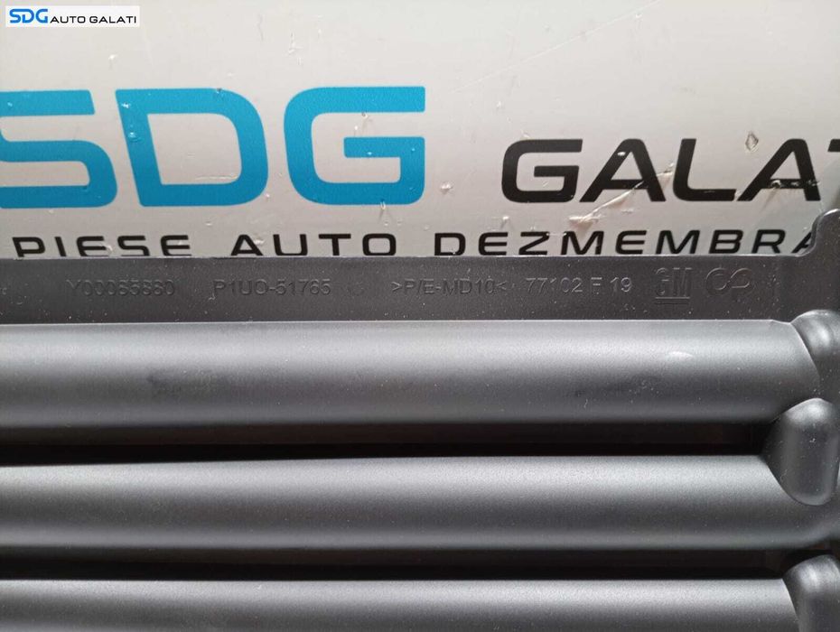 Grila Centrala Inferioara Ornament Spoiler Bara Fata Nou Opel Crossland X 2017 - 2020 Cod Y00085880 P1UO-51765 [M3992]