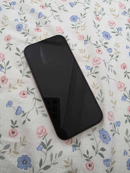 Продам Iphone 16 pro 256 gb в хорошем состоянии