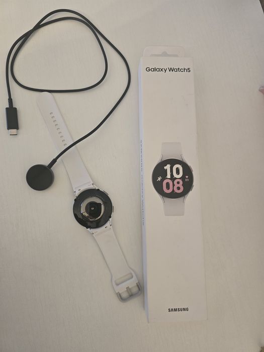 Samsung Galaxy Watch 5 44мм