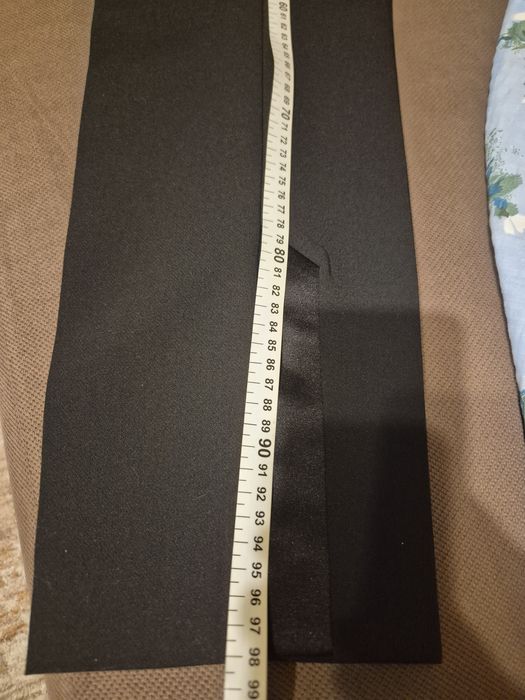 Pantaloni zara noi