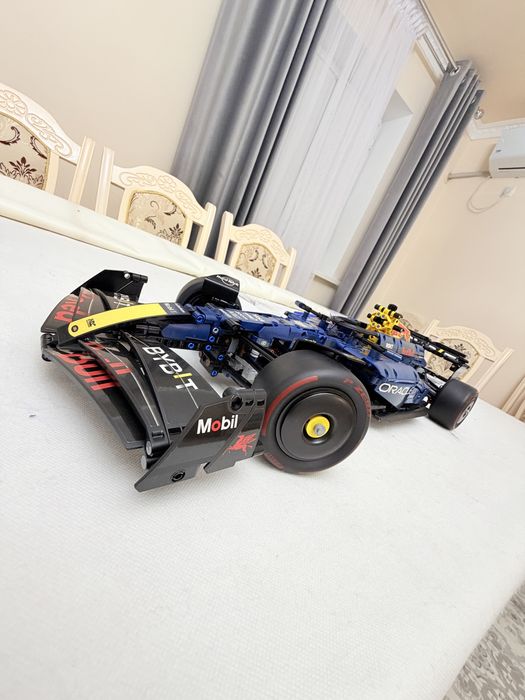 F1 лего Red Bull