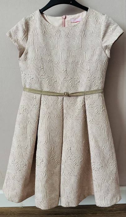 Платья нарядные на девочку