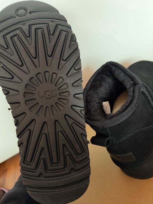 ugg mini negre 39