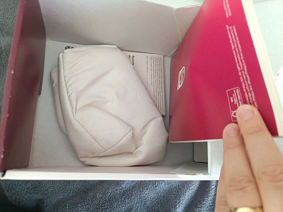 Vând aparat epilare definitiva Philips Lumea (IPL)