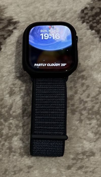 Apple Watch 10 GPS  46 mm Jet Black Case , Sport Ink Loop + 3 folii protecție ecran - 1400 ron, garanție 08.05.2027