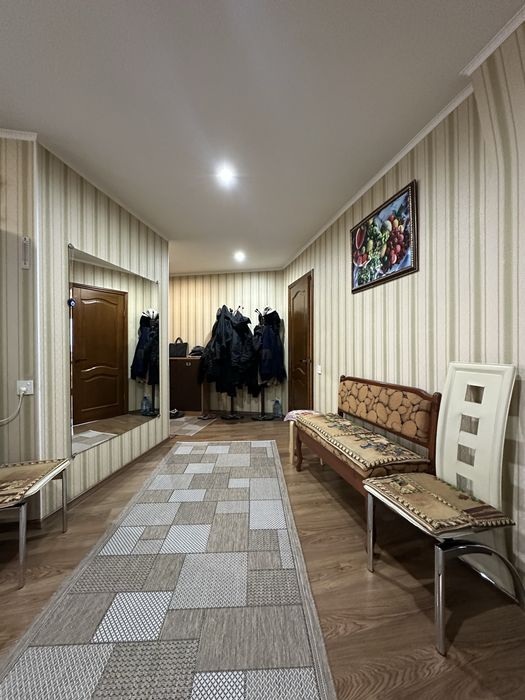 Продается 4-х ком квартира