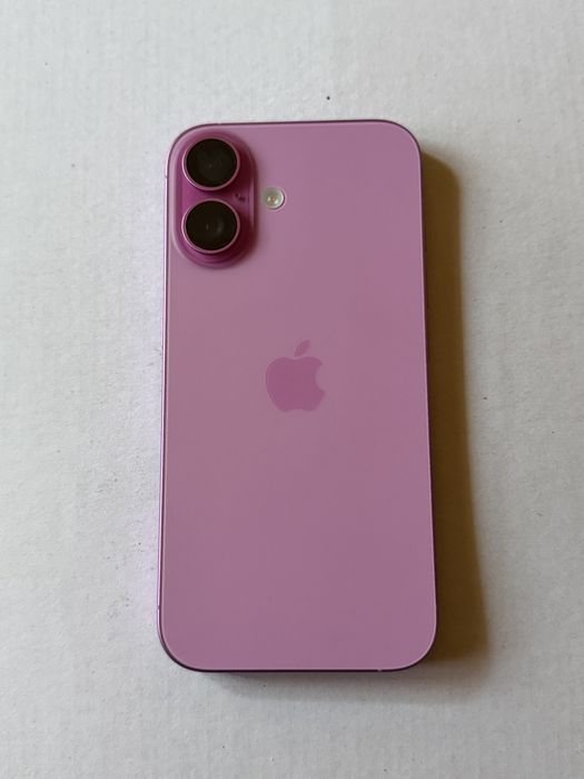 Iphone 16 КАТО НОВ
