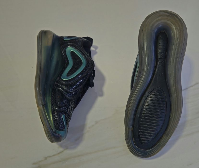 Nike Air Max 720 marimea 36