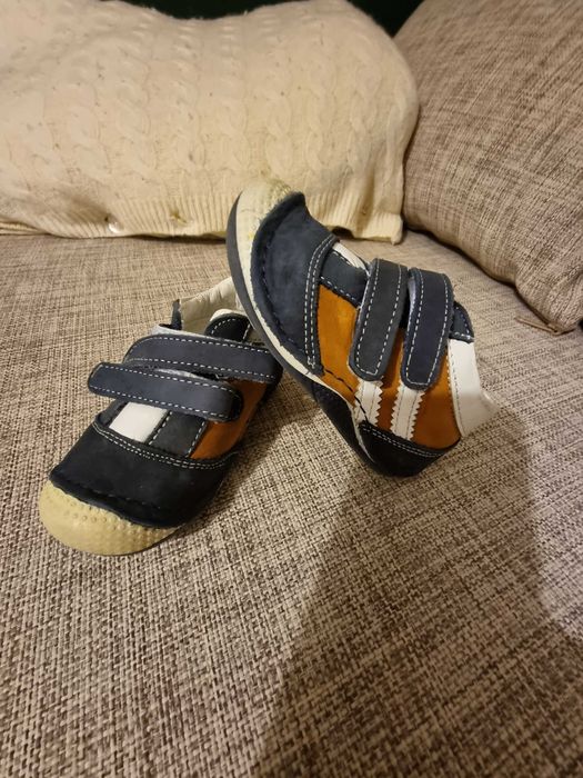 Нови обувки за момченце 20 номер