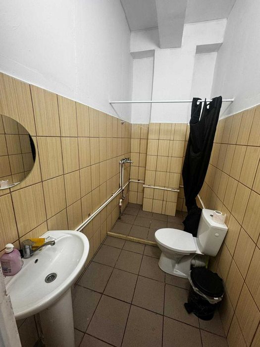 Oportunitate excelentă! Spatiu !preluare chirie brutărie-patiserie complet funcțională, situată într-o zonă foarte activă