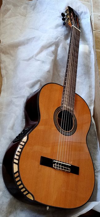 Классическая гитара Ibanez