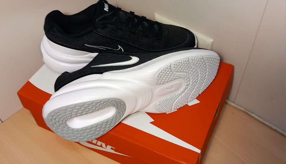 Оригинални Маратонки NIKE